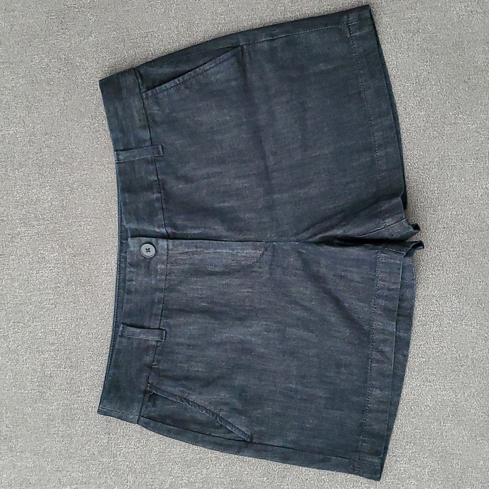 π SOLD π LOFT Dark Blue Denim Shorts SIZE: 8 - Picture 2 of 11